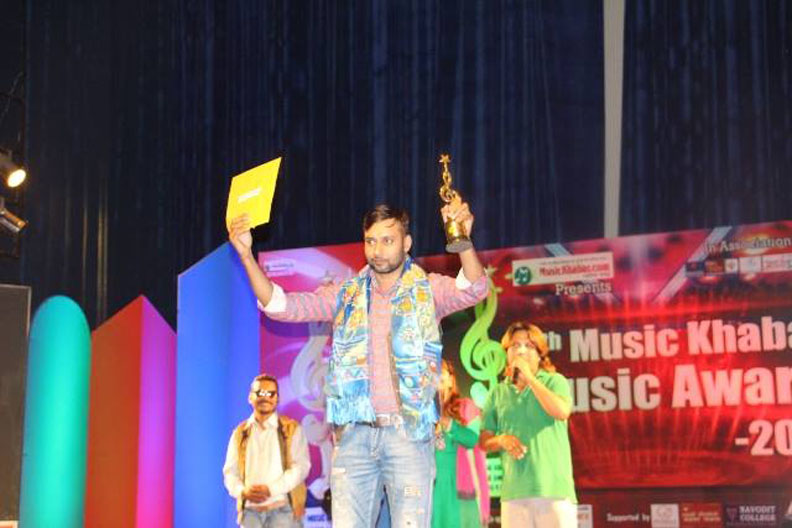 music-award-2015-arjun