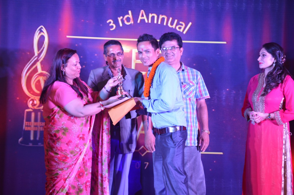 teej award (5)